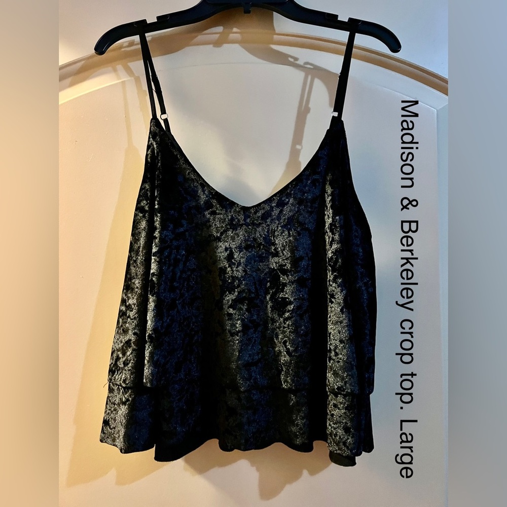 Velour crop top